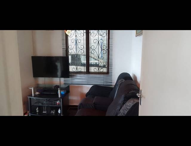 3 BEDROOM HOUSE FOR SALE IN BONELA